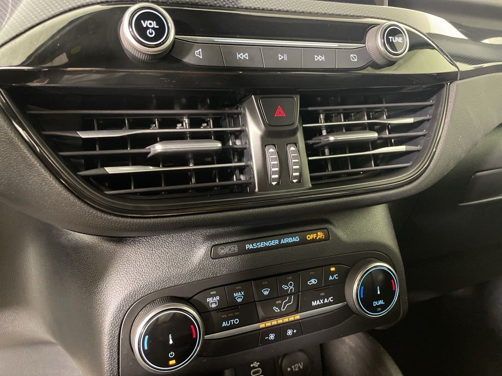 2024 Ford Escape ST-Line photo 33