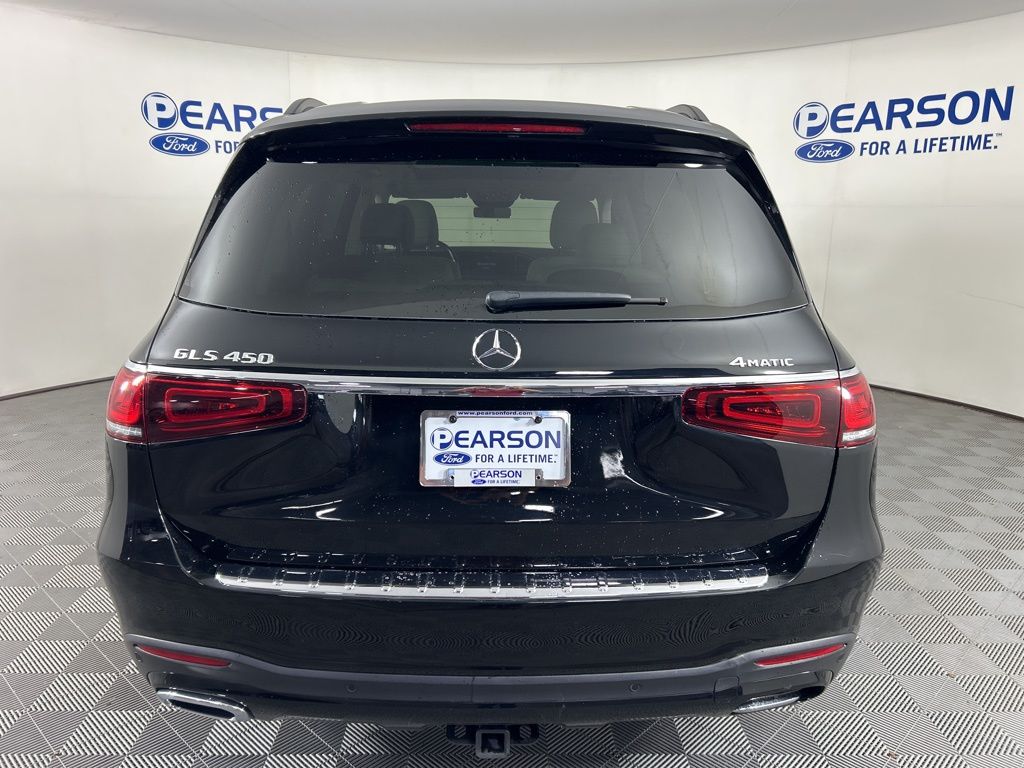 2022 Mercedes Benz GLS 450 4MATIC photo 2