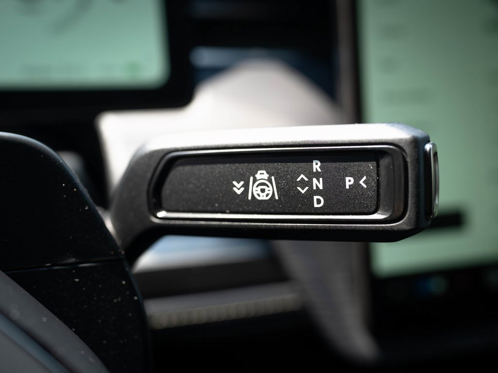 2023 Rivian R1T Adventure photo 23