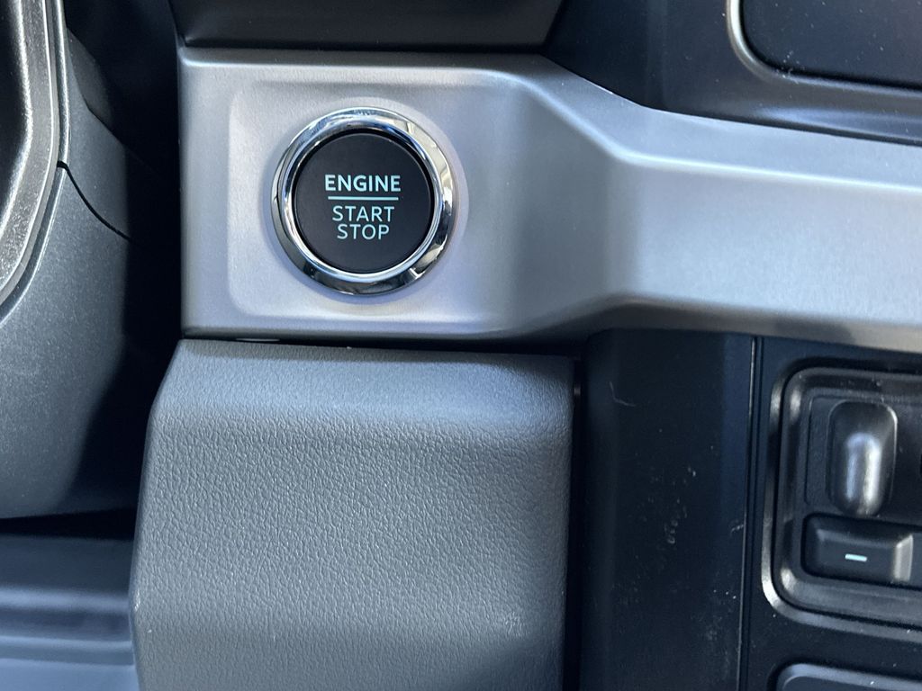 2025 Ford F-350 XLT photo 18