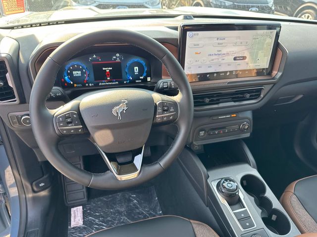 2025 Ford Bronco Sport Outer Banks photo 8