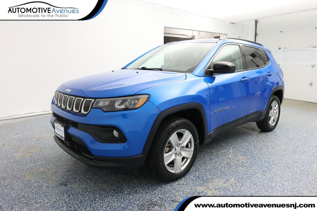 2022 Jeep Compass Latitude's photo