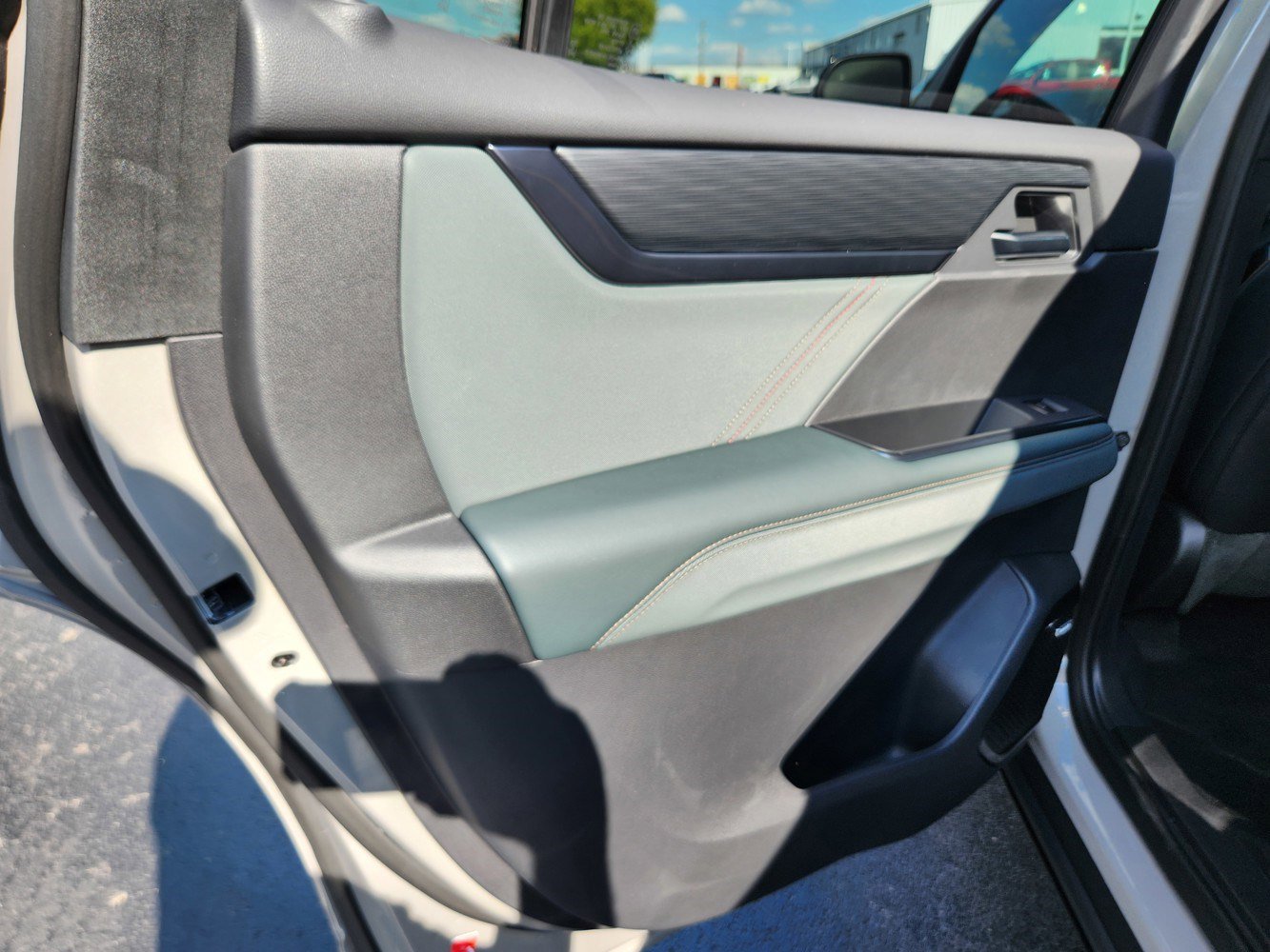 2026 Gmc Acadia AT4 photo 26
