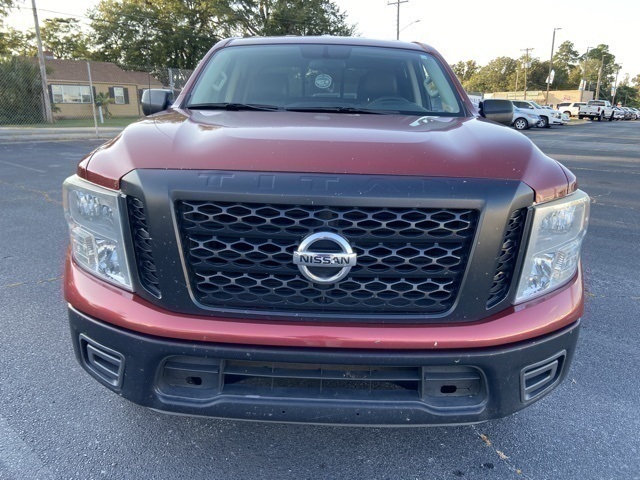 2017 Nissan Titan S photo 4