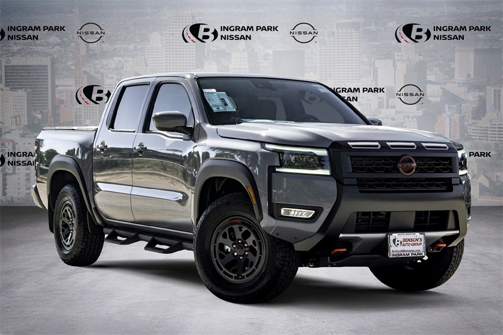 2026 Nissan Frontier PRO-4X's photo