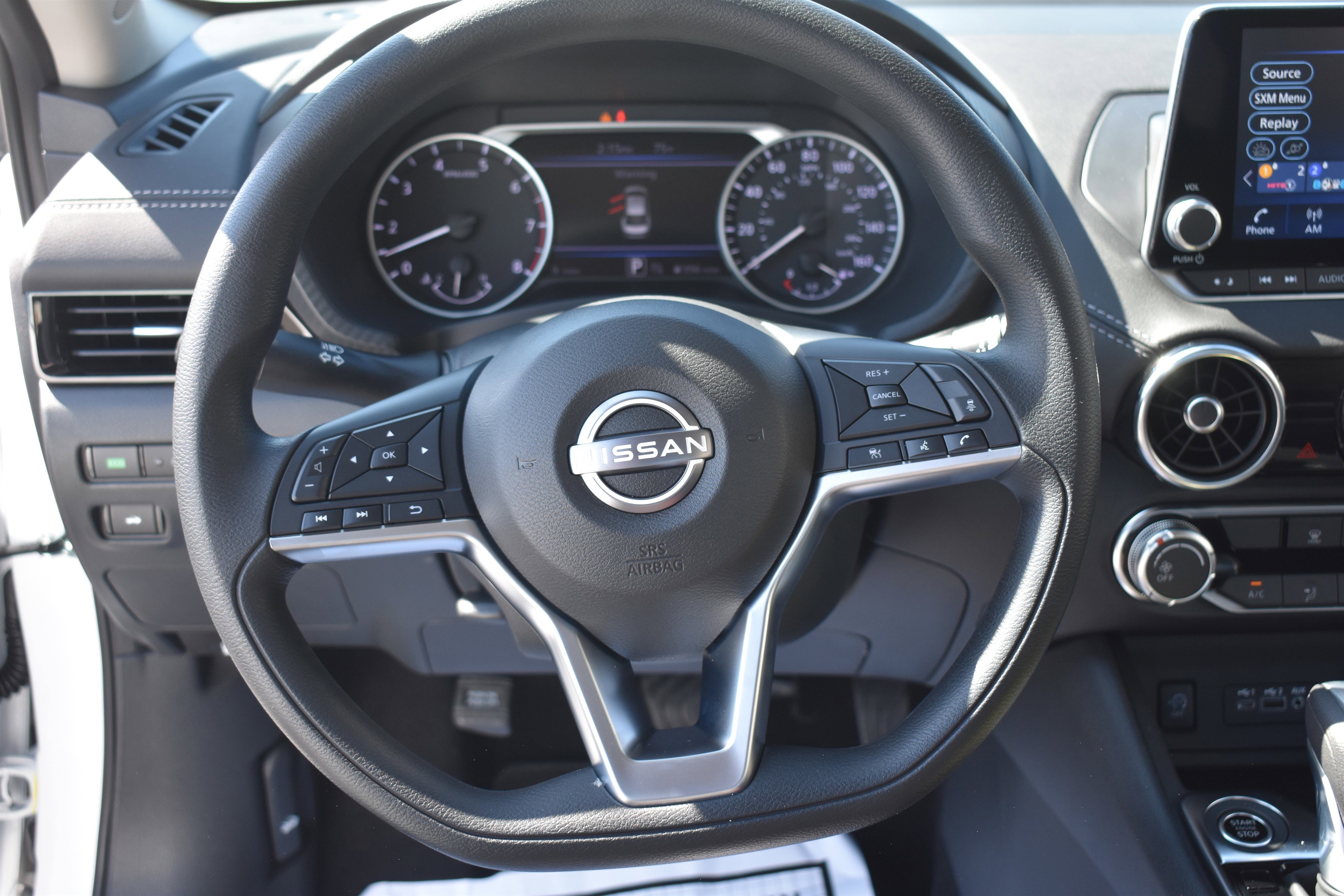 2025 Nissan Sentra SV photo 12