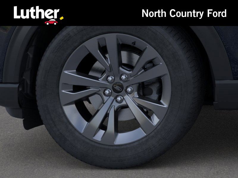 2025 Ford Explorer photo 16