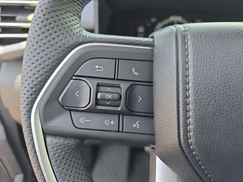 2025 Toyota Tundra Platinum photo 16