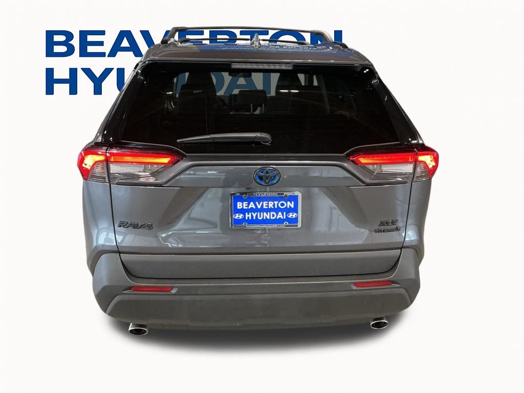 2021 Toyota RAV4 Hybrid XLE Premium photo 3