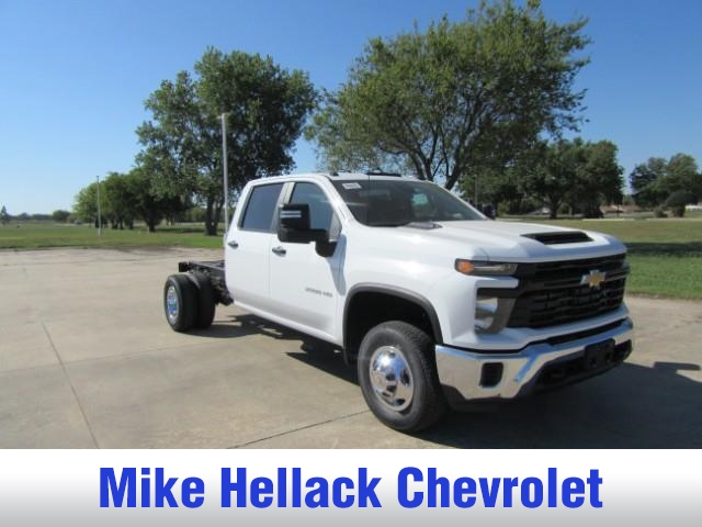 2026 Chevrolet Silverado 3500HD Work Truck's photo