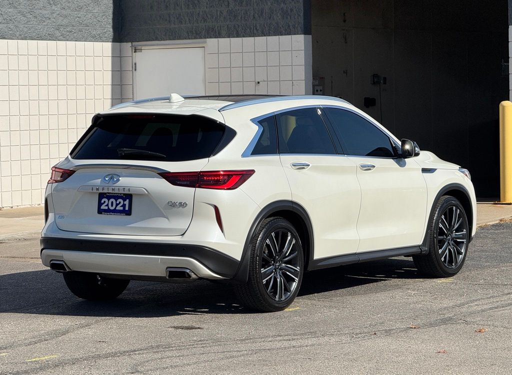 2021 Infiniti QX50 Luxe AWD photo 4