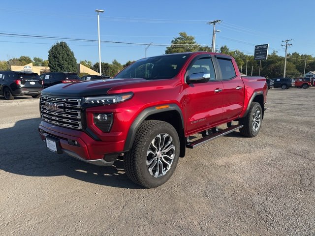 2024 GMC Canyon Denali's photo