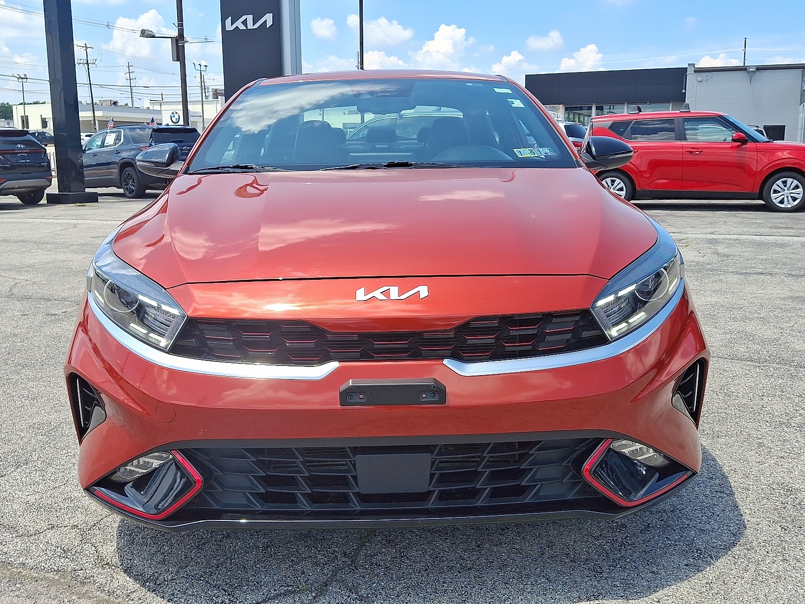 2023 Kia Forte GT-Line photo 2
