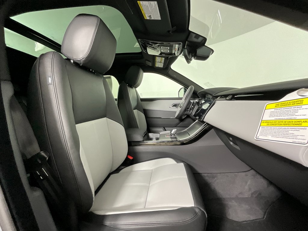 2026 Land Rover Range Rover Velar S photo 3