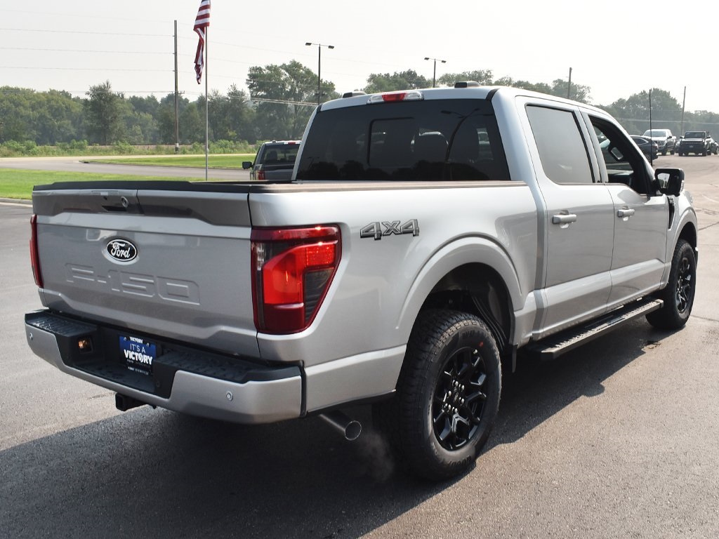 2025 Ford F-150 XLT photo 11