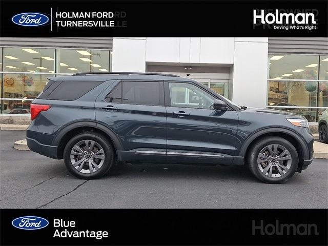 2022 Ford Explorer XLT's photo