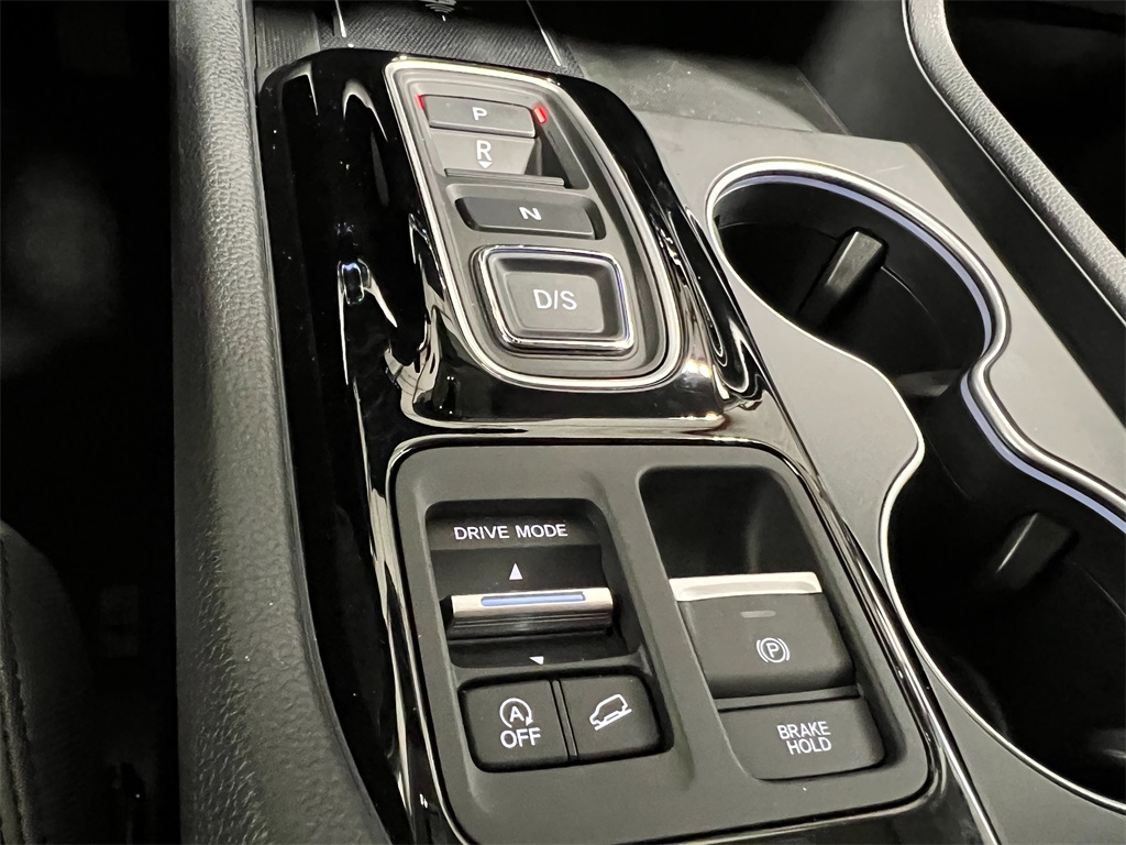 2025 Honda Pilot Touring photo 23