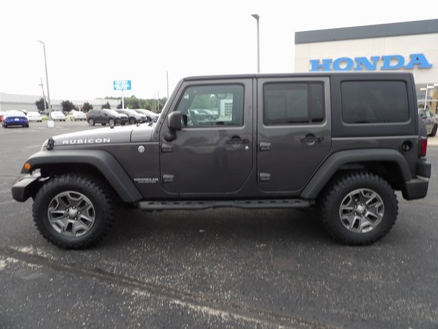 2017 Jeep Wrangler Unlimited Rubicon photo 4