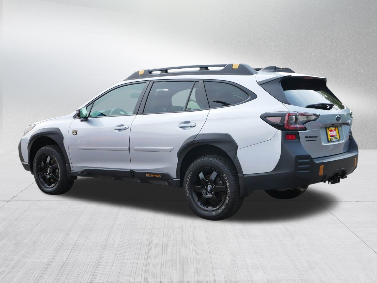 2022 Subaru Outback Wilderness photo 3