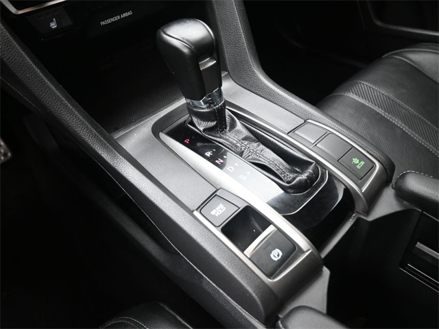 2019 Honda Civic Sport Touring photo 31