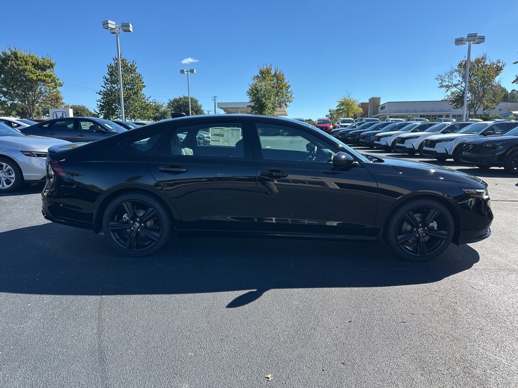 2025 Honda Accord Sport-L photo 2