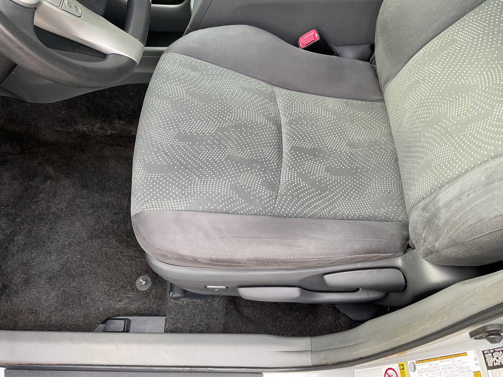 2012 Toyota Prius V Two photo 11