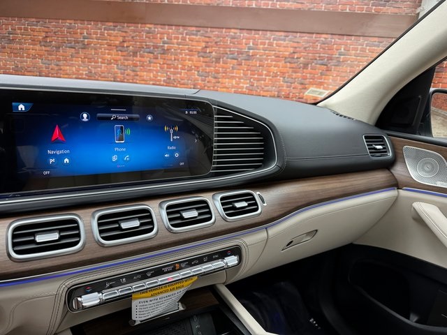 2026 Mercedes Benz GLE 53 AMG photo 17
