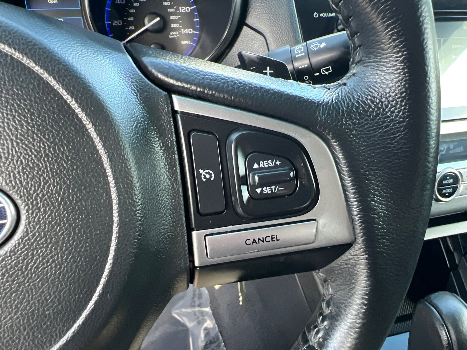 2017 Subaru Outback 2.5i Premium photo 24
