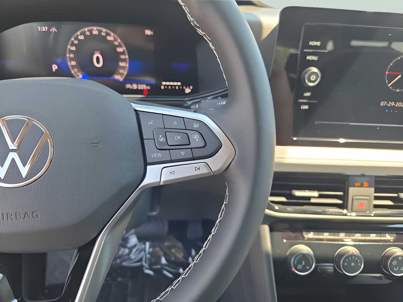 2025 Volkswagen Taos S photo 17