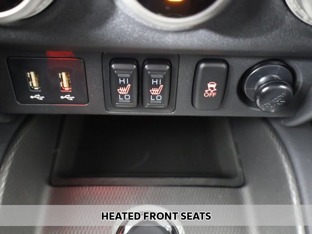 2025 Mitsubishi Outlander Sport SE photo 4