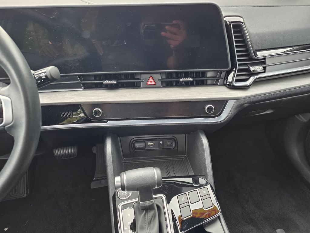 2025 Kia Sportage X-Line photo 8