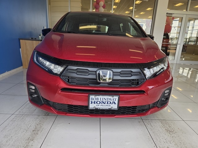 2026 Honda Odyssey photo 2