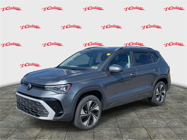 2025 Volkswagen Taos SE photo 7