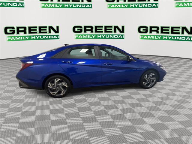 2025 Hyundai Elantra SEL Sport photo 22