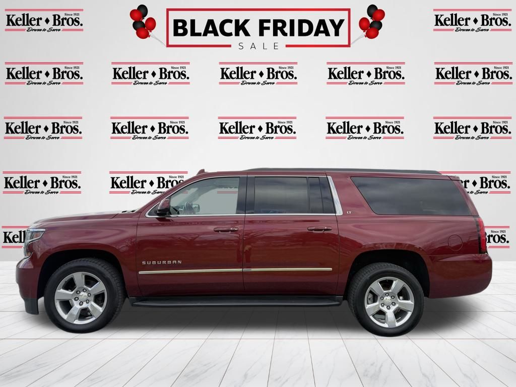 2019 Chevrolet Suburban LT photo 4