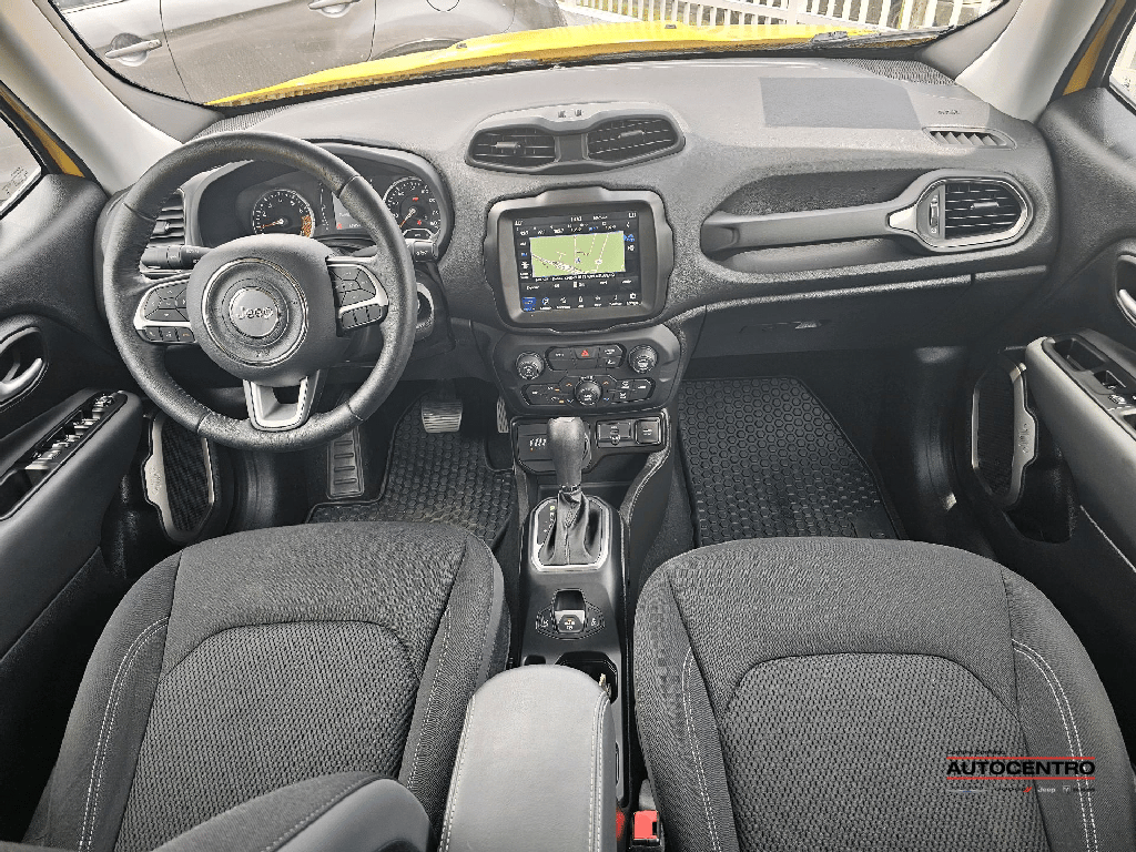 2023 Jeep Renegade Latitude Upland photo 4