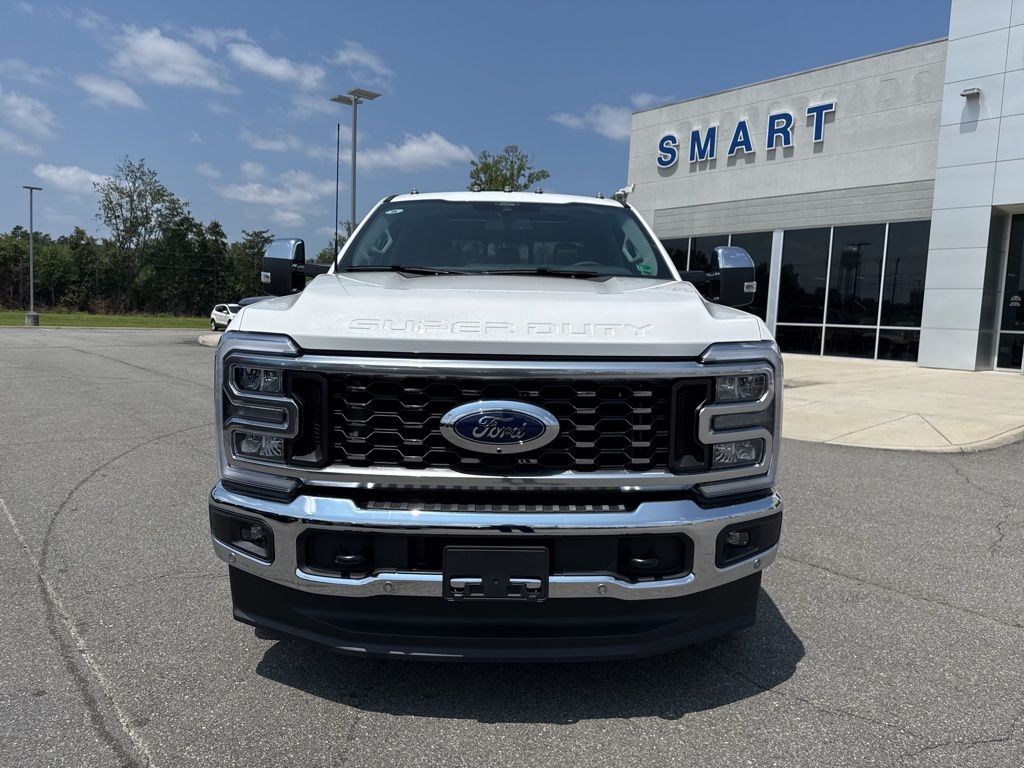 2025 Ford F-350 Lariat photo 8