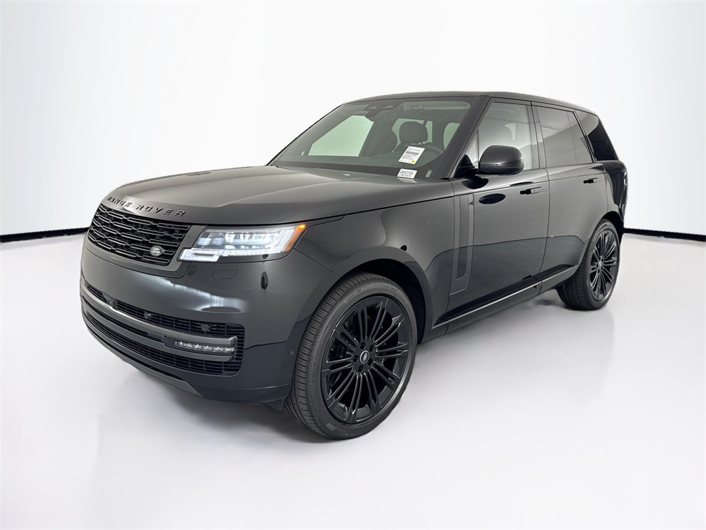 2025 Land Rover Range Rover SE's photo