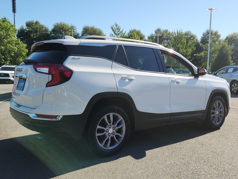2023 Gmc Terrain SLT photo 3