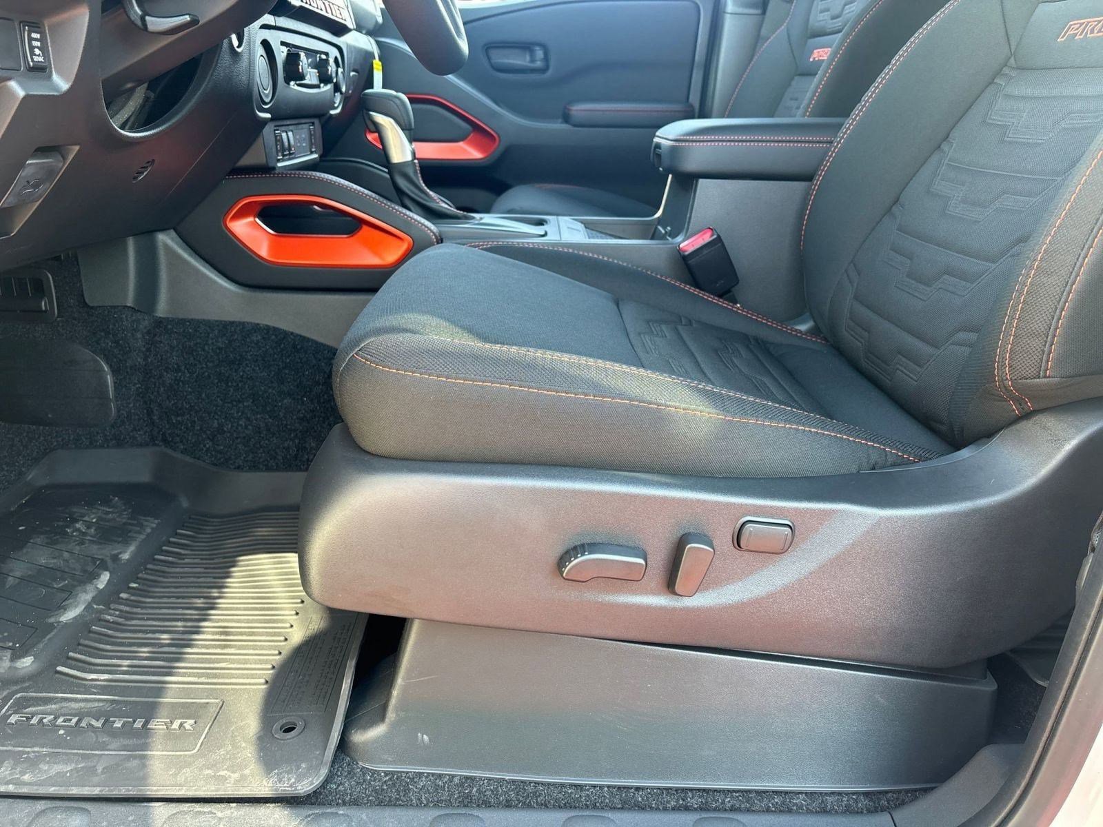 2026 Nissan Frontier Crew Cab PRO-X photo 5