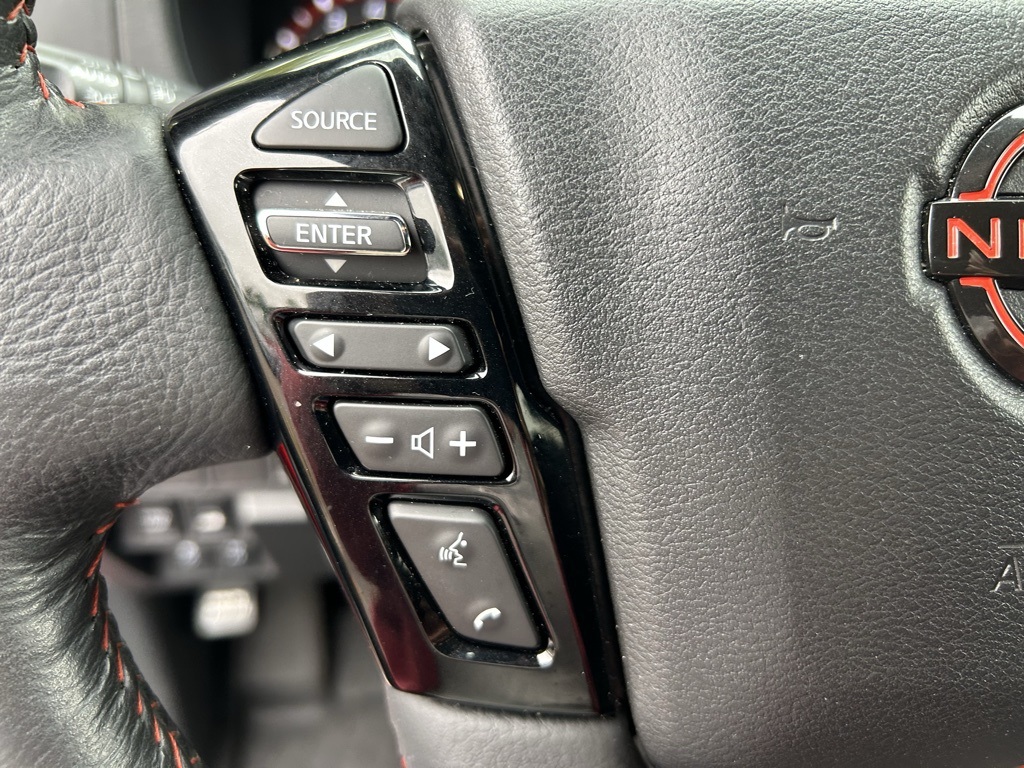 2022 Nissan Frontier PRO-4X photo 14
