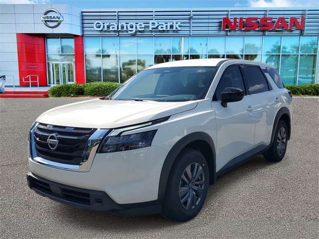 2025 Nissan Pathfinder S photo 4