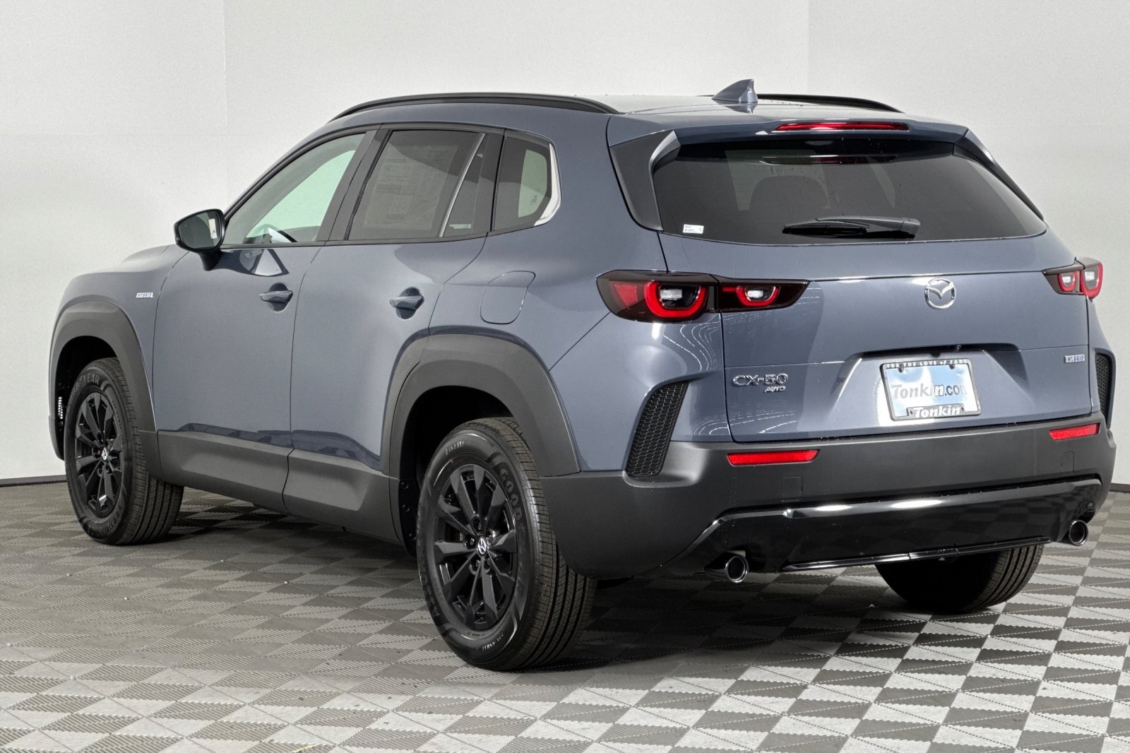 2025 Mazda CX-50 Premium photo 3