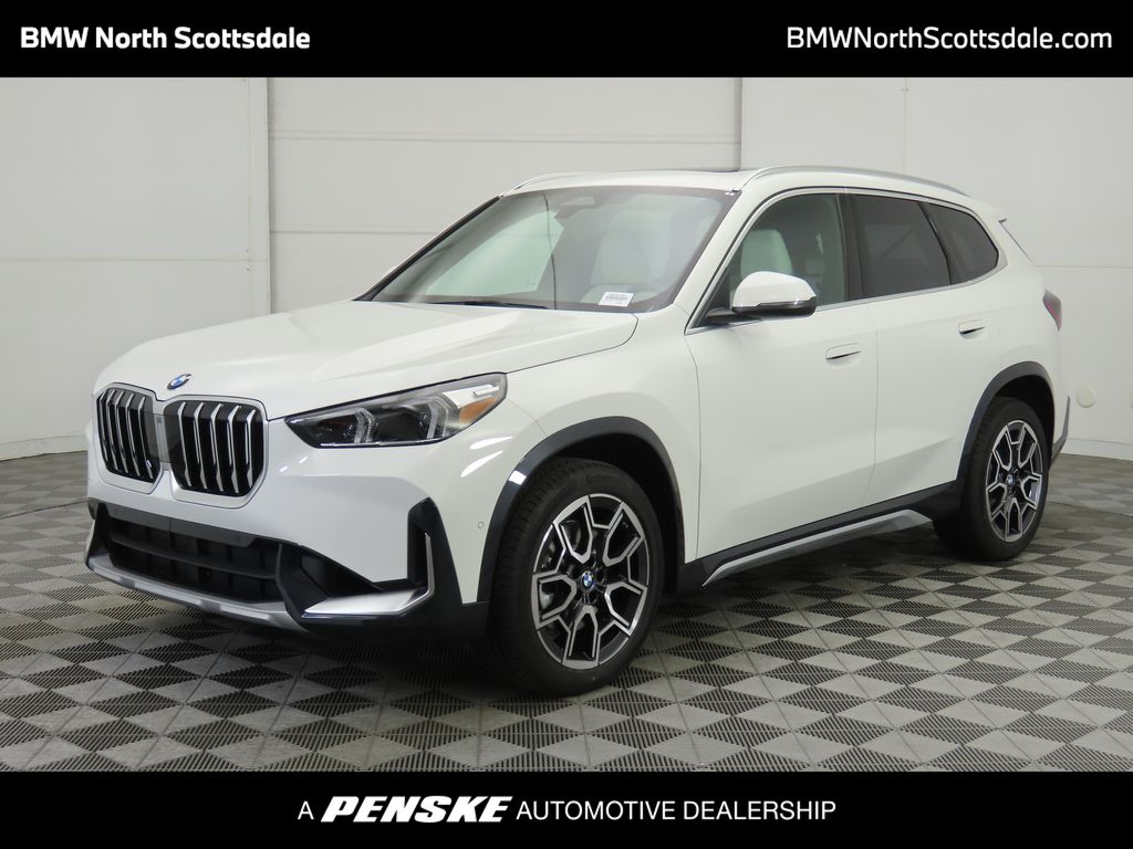 2026 BMW X1 28i's photo