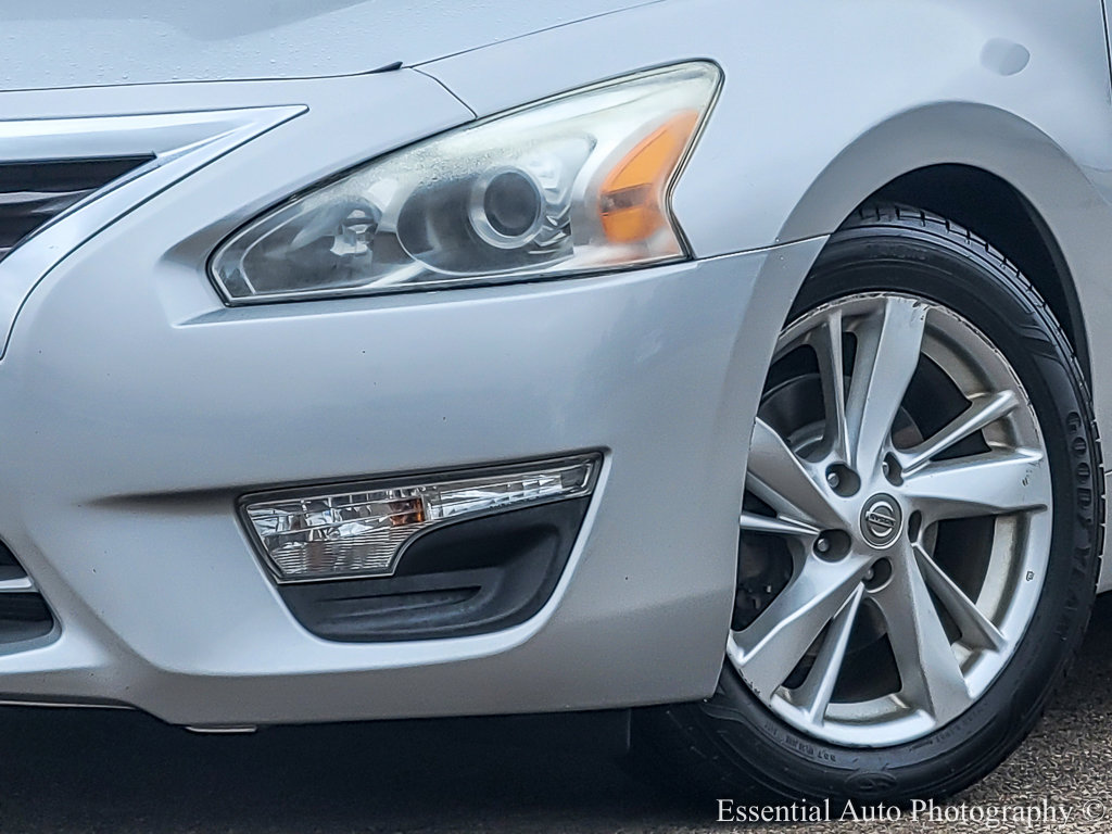 2013 Nissan Altima 2.5 SV photo 2
