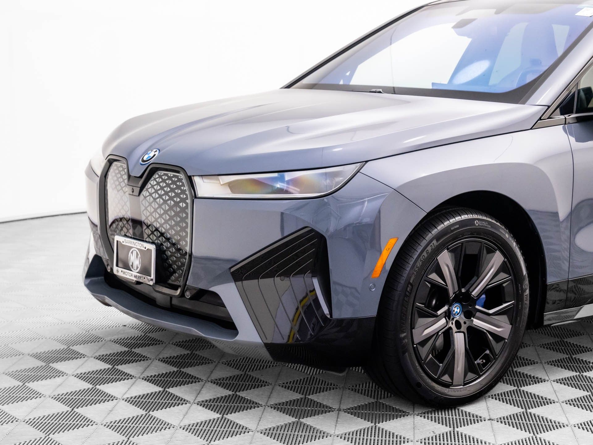 Certified Used 2025 Storm Bay Metallic BMW xDrive50 image 35
