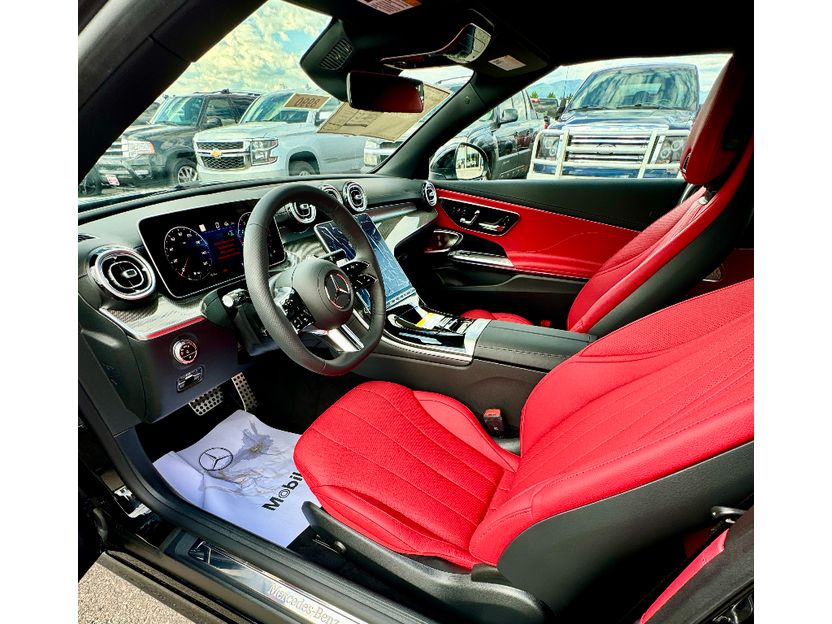 2024 Mercedes Benz CLE 300 4MATIC photo 4