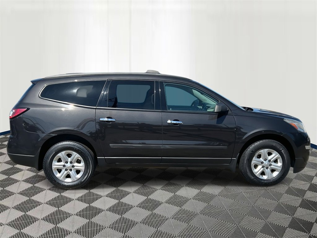2017 Chevrolet Traverse LS photo 6