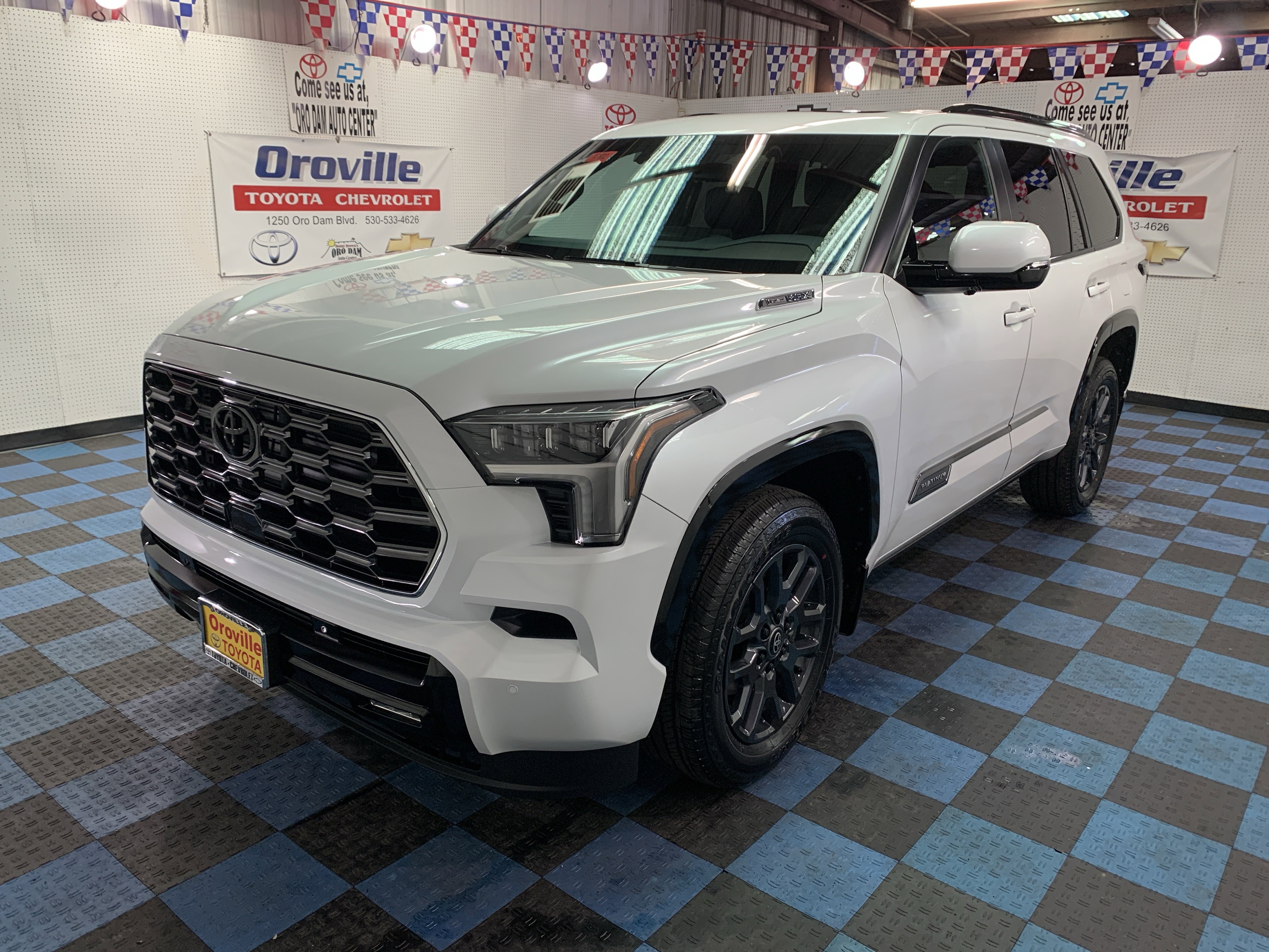 2026 Toyota Sequoia Platinum's photo