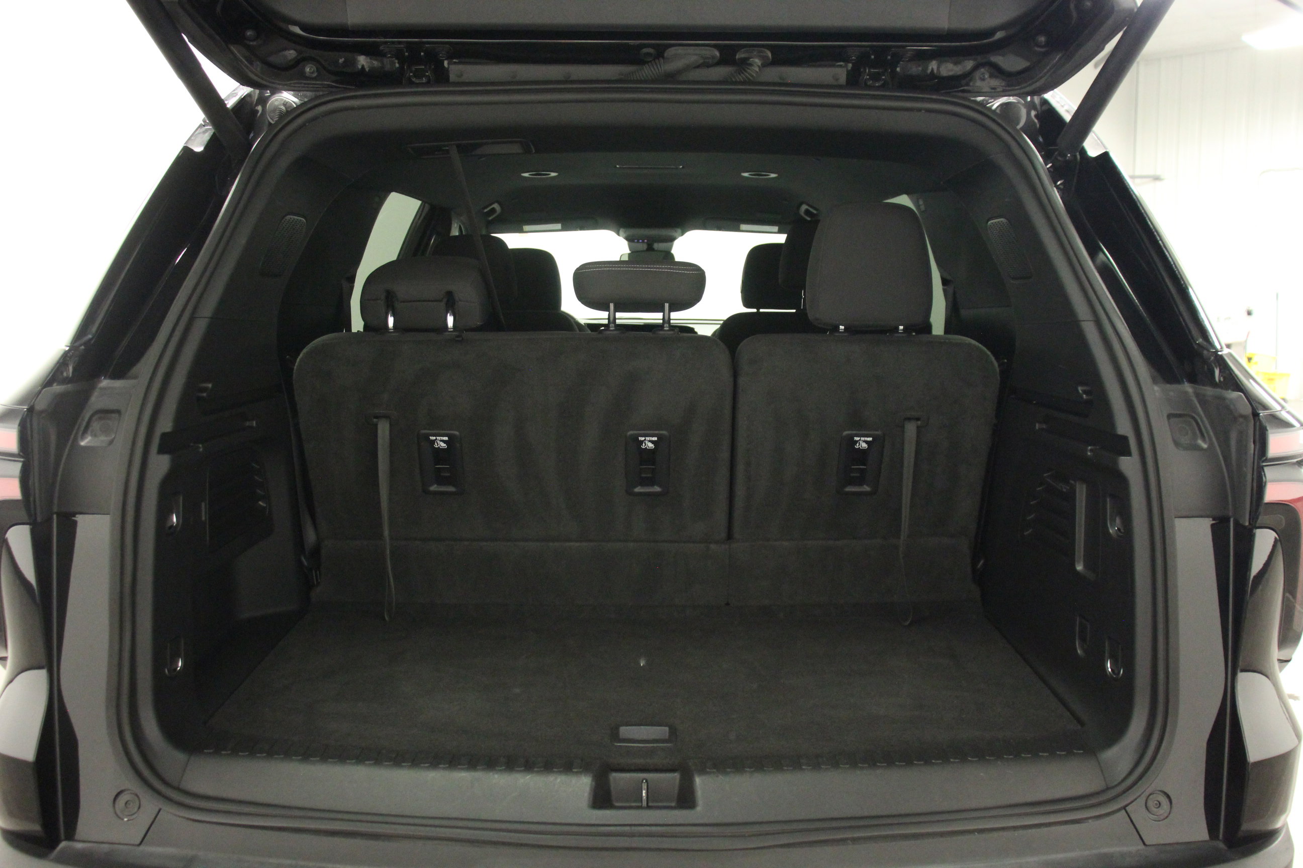 2024 Chevrolet Traverse photo 11